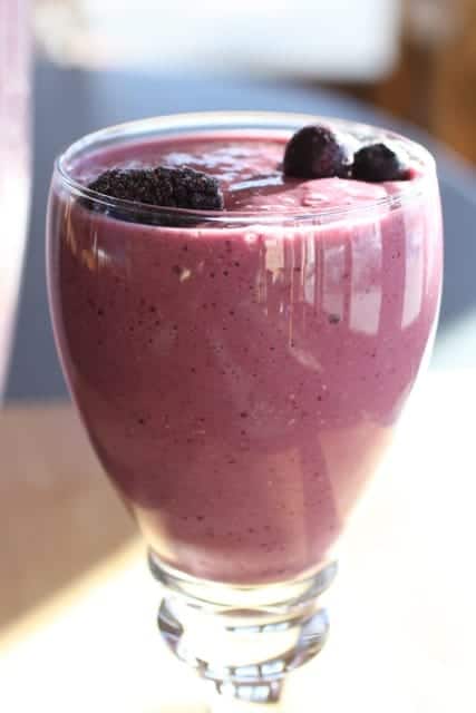 Berry Banana Smoothie in a glass 