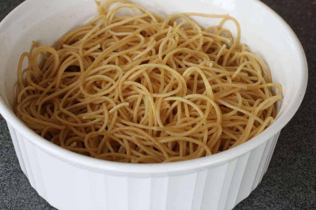 bowl of cooked pasta