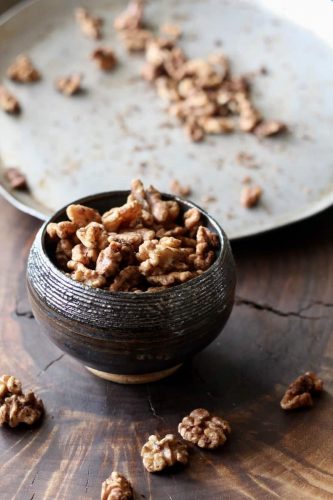 Get the health benefits of walnuts and spices in a bowl of Chai Walnuts