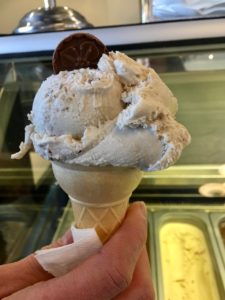 maple ice cream, photo by July Barbe, LiveBest.info