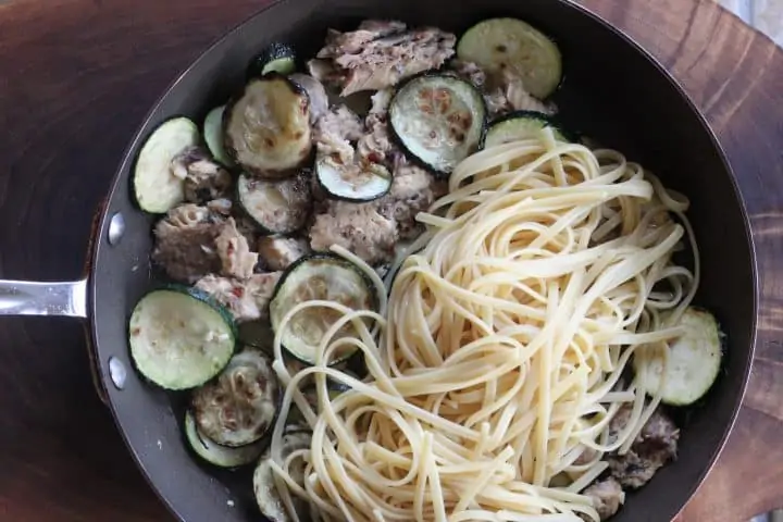 pasta with canned salmon